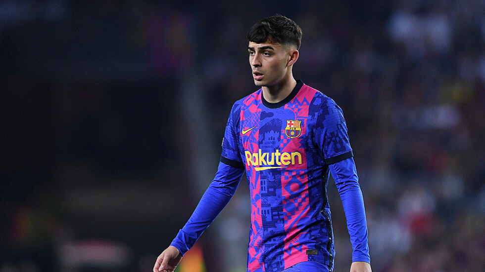 الإصابة تنهي موسم المتألق بيدري مع برشلونة