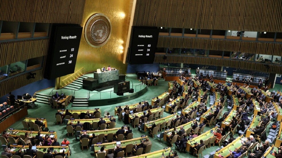 موسكو: الدعوات الأمريكية لإخراج روسيا من مجلس حقوق الإنسان باتت بمثابة مسرح عبثي