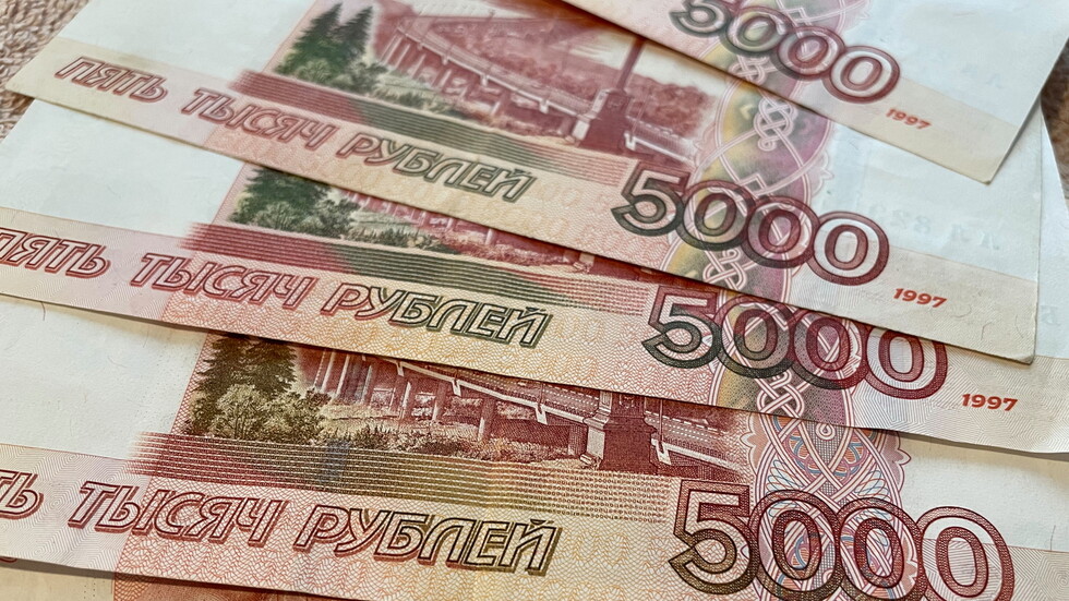 جمعية رجال الأعمال المصريين تقدم مقترحا للحكومة لفتح حسابات بالروبل الروسي