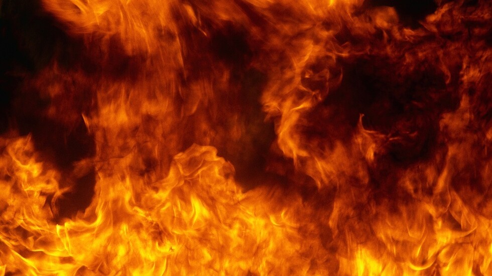 مصر.. حريق كبير يلتهم مصنع سجائر في كرداسة