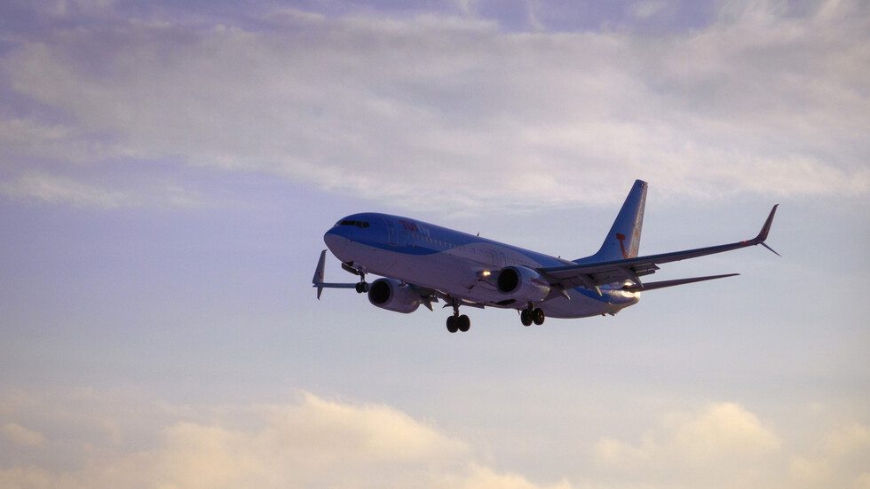 شركة طيران شرق الصين تستأنف رحلاتها على متن طائرة بوينغ 737