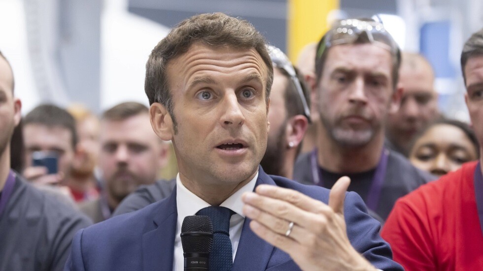 ماكرون يرفض تحديد