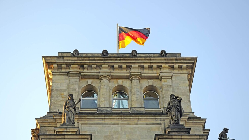 وسائل إعلام: ألمانيا قلصت قائمة المساعدات العسكرية المحتملة لأوكرانيا إلى النصف