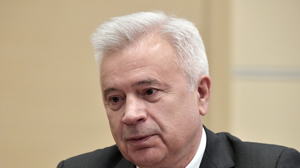 وحيد أليكبيروف يغادر أكبر شركة نفط خاصة في روسيا