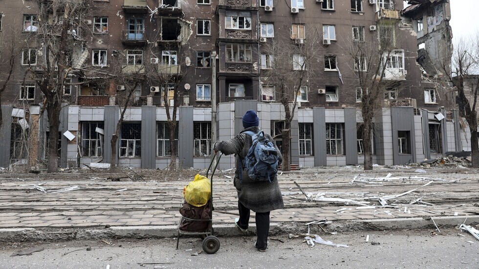 دقوا الباب وتأكدوا أن أحدا ما في المنزل وبعدها قصفوه