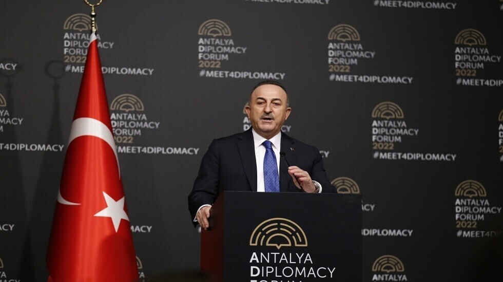 تشاووش أوغلو: واشنطن تريد تسوية قضية صواريخ