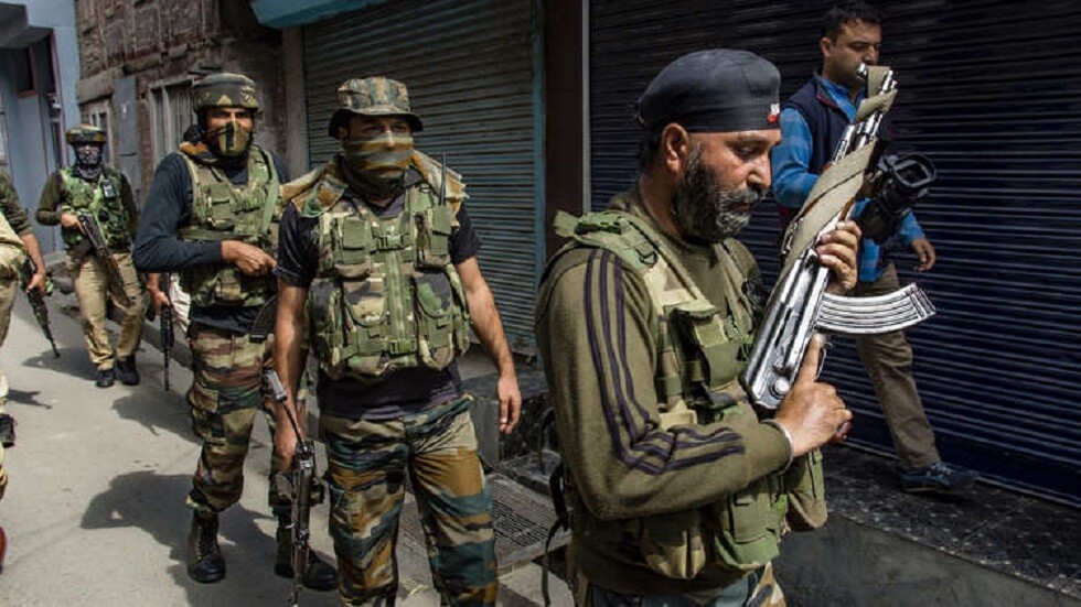 الشرطة الهندية تقتل 3 مسلحين في جامو وكشمير
