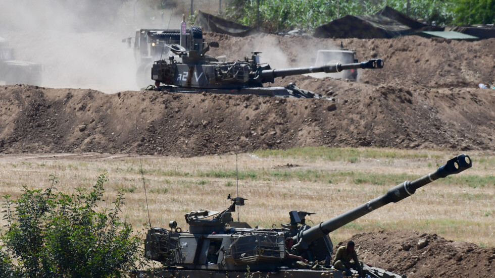 الجيش الإسرائيلي يعلن قصف أهداف في لبنان ردا على إطلاق قذائف صاروخية