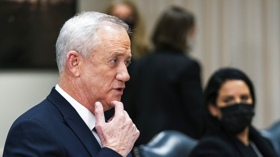 غانتس: إذا استمر الإرهاب من لبنان سنعرف كيف نستخدم القوة اللازمة