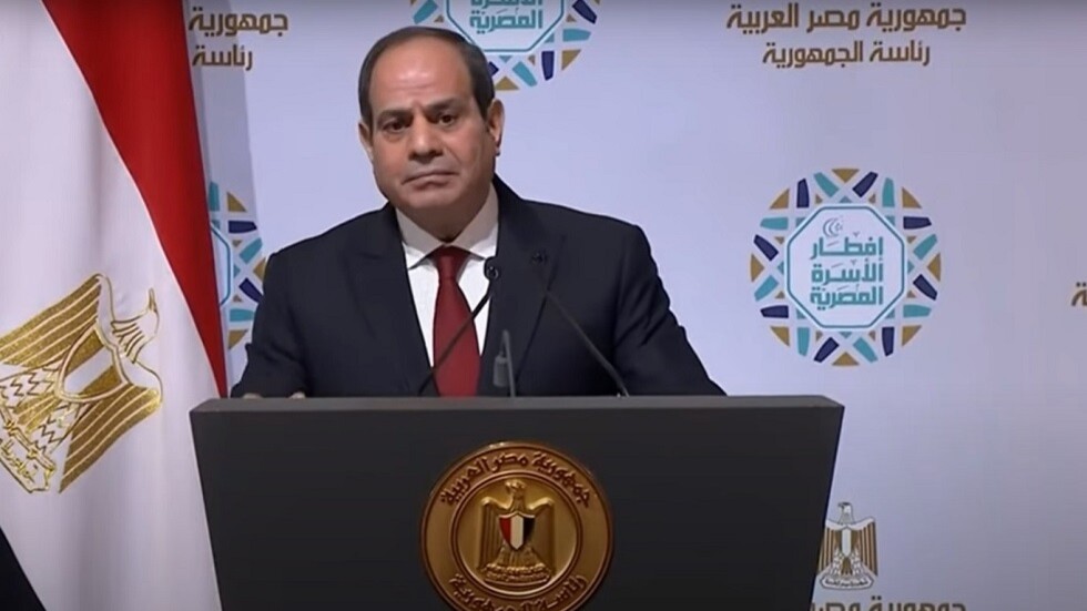 مصر.. السيسي يكلف بإدارة حوار وطني مع كافة التيارات السياسية ويعد بحضور جلساته