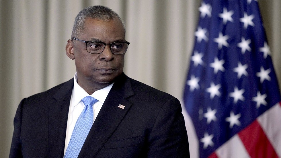 وزير الدفاع الأمريكي يصحح صحفية سألت عن "هزيمة روسيا"