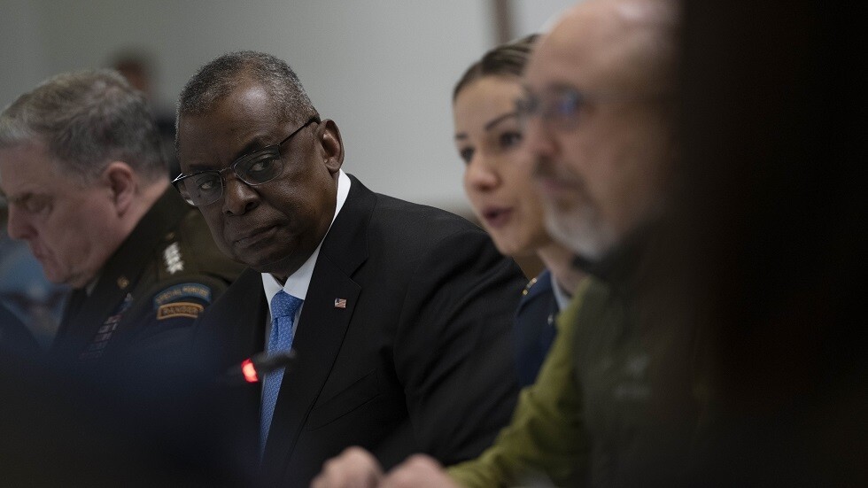 الدول الغربية توافق على توسيع إمدادات الأسلحة إلى أوكرانيا