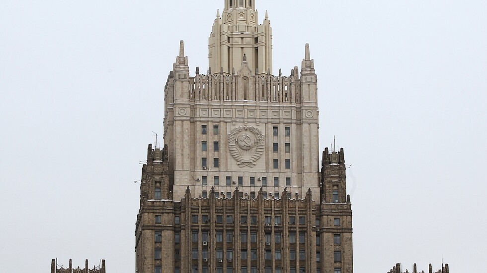 روسيا في خطوة جوابية تطرد 8 دبلوماسيين يابانيين