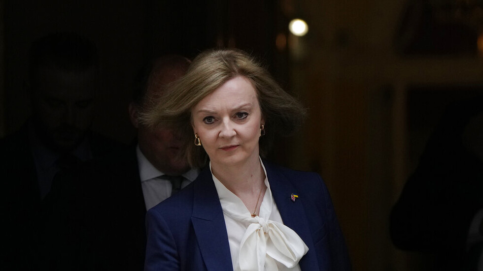 بريطانيا تدعو الغرب لمضاعفة دعمه لأوكرانيا وتزويدها بأسلحة ثقيلة