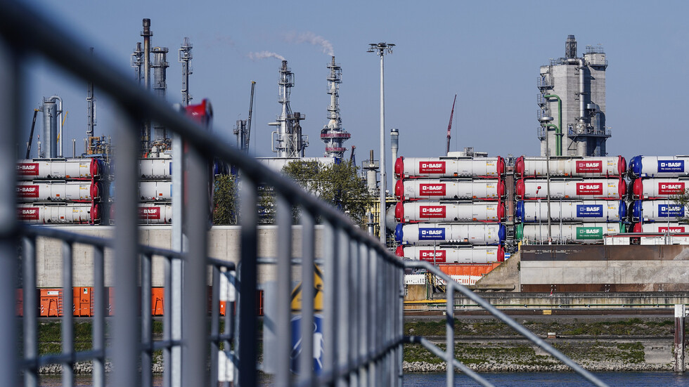 إيطاليا تؤكد عدم دفع ثمن الغاز الروسي بالروبل