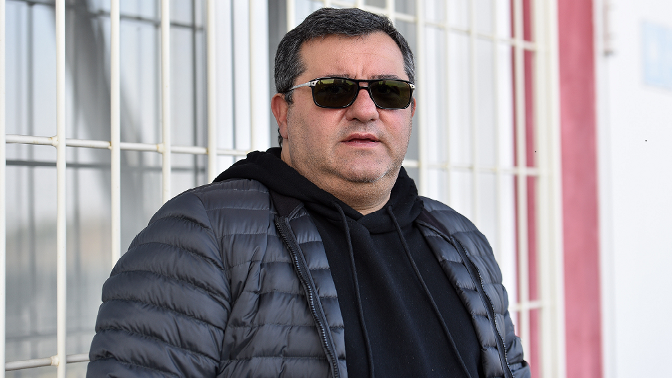 أنباء عن وفاة وكيل أعمال اللاعبين الشهير رايولا