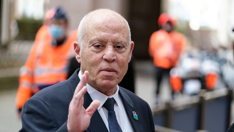 سفير تونس في موسكو: البعثة الدبلوماسية التونسية تعمل على تنظيم زيارة الرئيس التونسي إلى روسيا قريبا