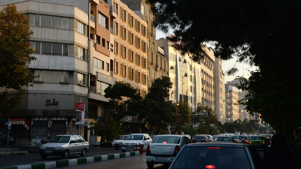 السفير الإيراني لدى موسكو: روسيا وإيران تتعاونان بغض النظر عن الوضع في العالم