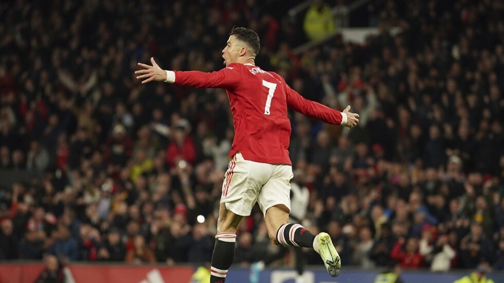 رونالدو يحقق عدة أرقام بفكه 