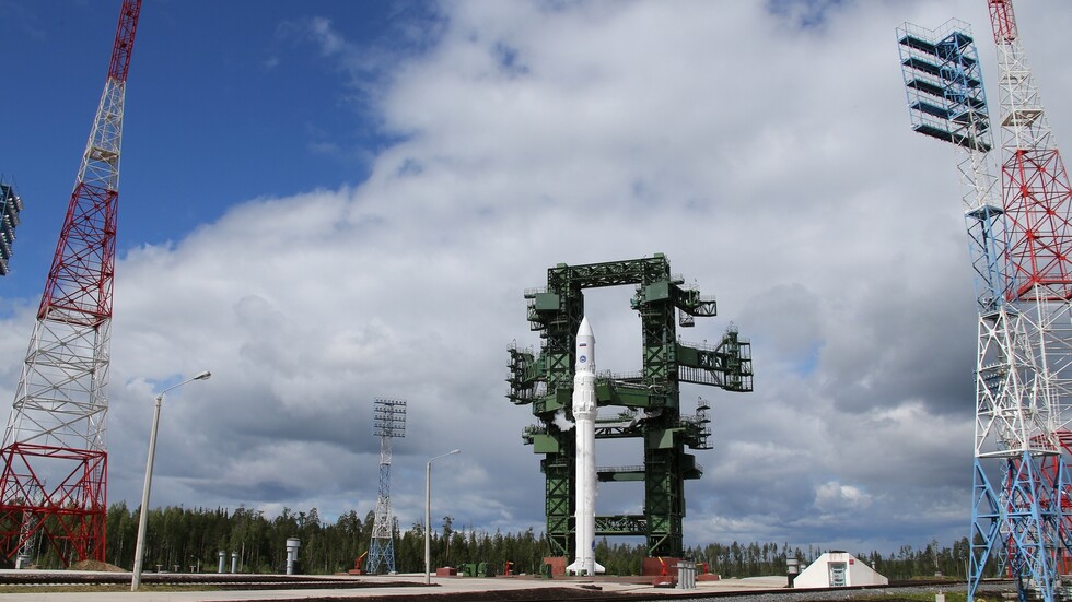 لأول مرة.. صاروخ "أنغارا-1.2" الروسي يوصل قمرا عسكريا إلى المدار