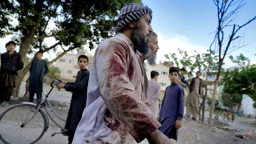 تفجير حافلة صغيرة في كابل