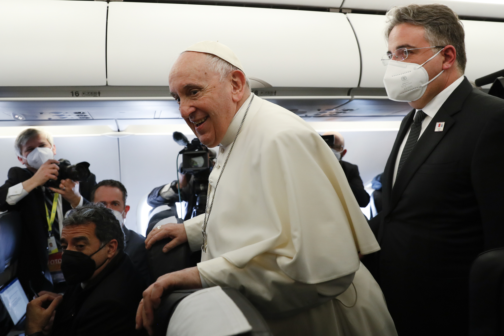 البابا فرنسيس: يمكن أن ألتقي مع البطريرك كيريل في الشرق الأوسط