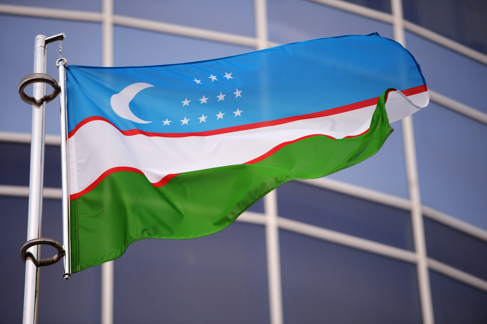 مرسوم رئاسي في أوزبكستان ببدء خصخصة كبريات الشركات العامة في البلاد