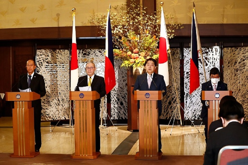 اليابان والفلبين تتفقان على تعزيز علاقات الأمن