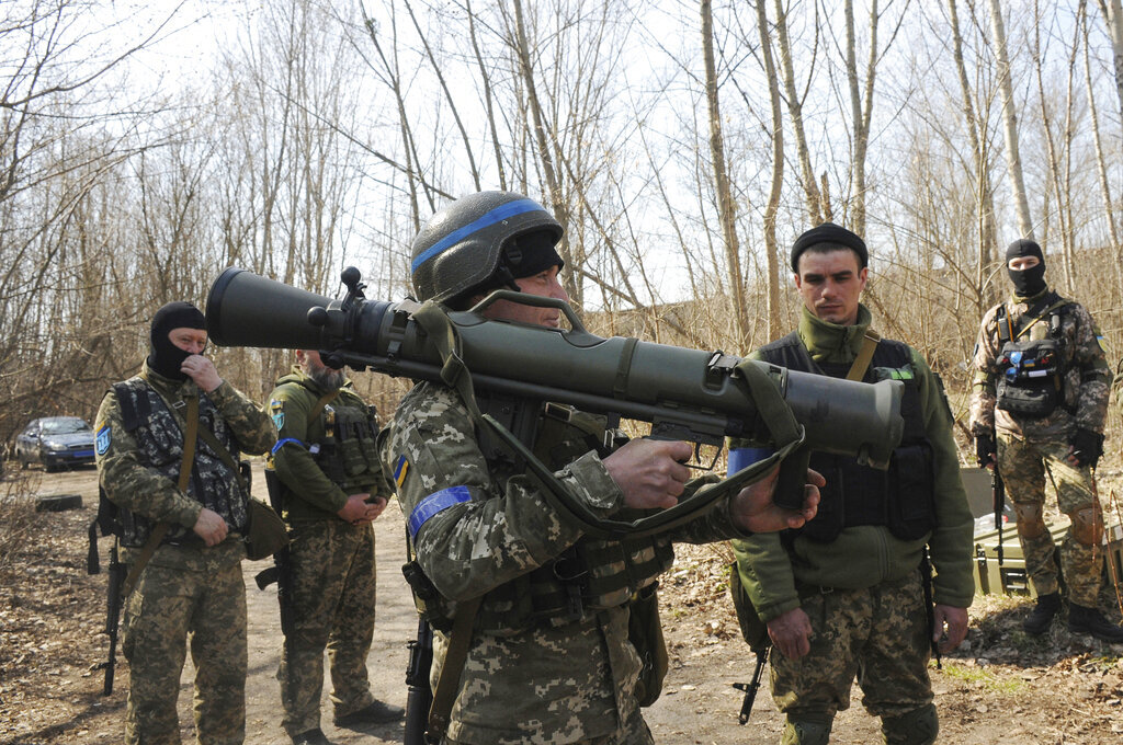 الخارجية الروسية: الولايات المتحدة سلمت لأوكرانيا أسلحة بقيمة 1,65 مليار دولار خلال شهر ونصف