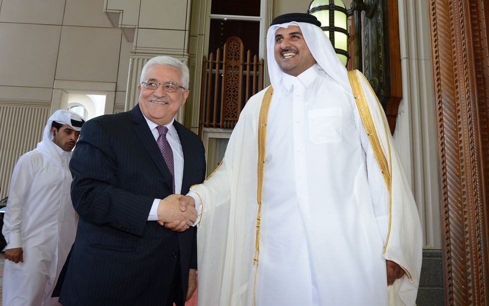 الشيخ تميم يبحث مع عباس وهنية الأوضاع في فلسطين