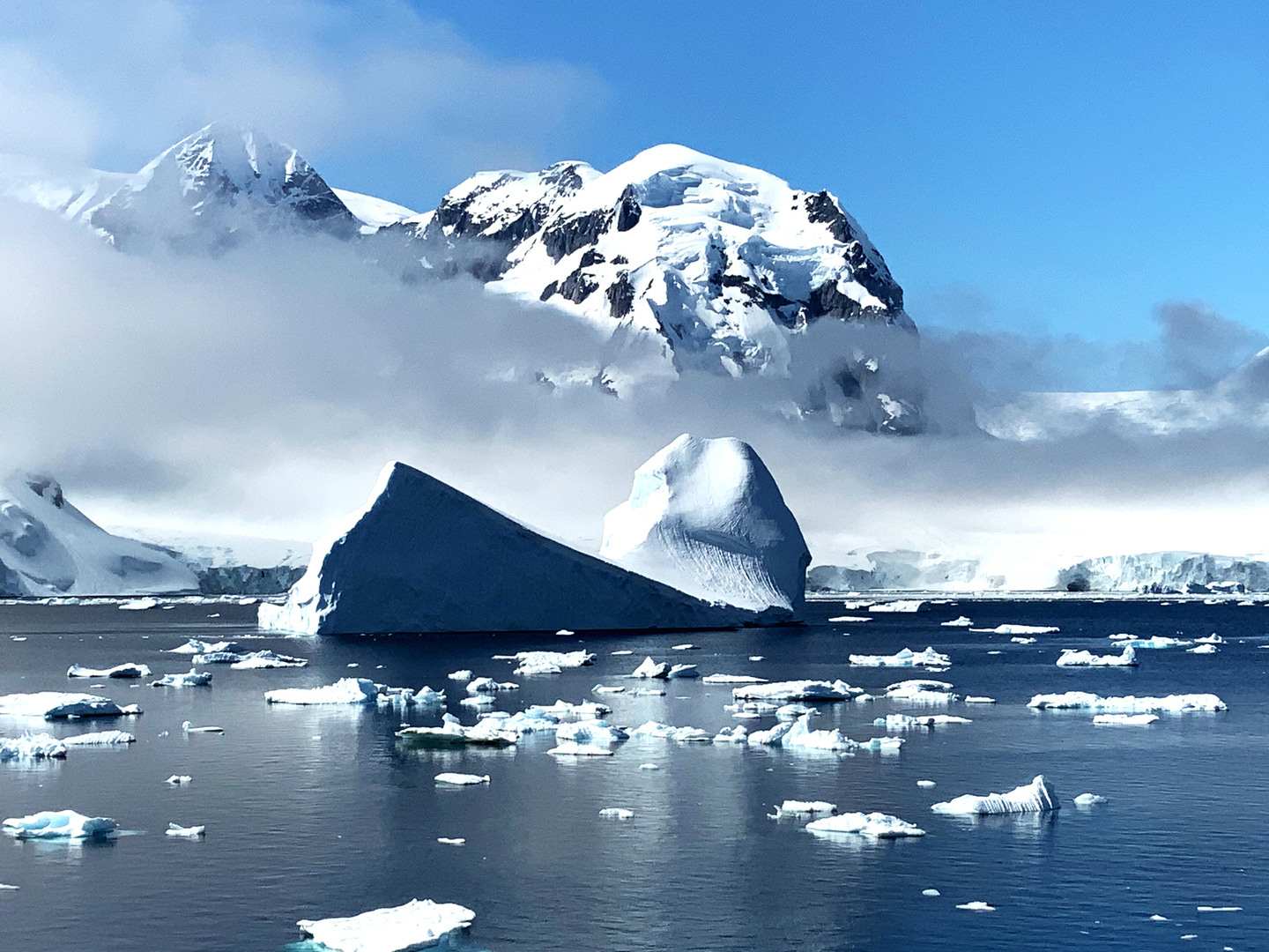 تحقيق اختراق علمي في أنتاركتيكا باكتشاف 