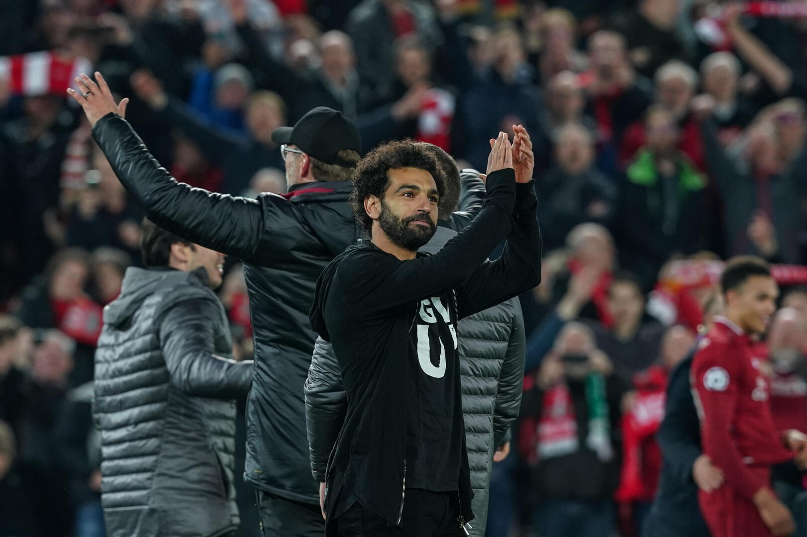 من أجل عيون صلاح.. برشلونة يضع ليفاندوفسكي جانبا