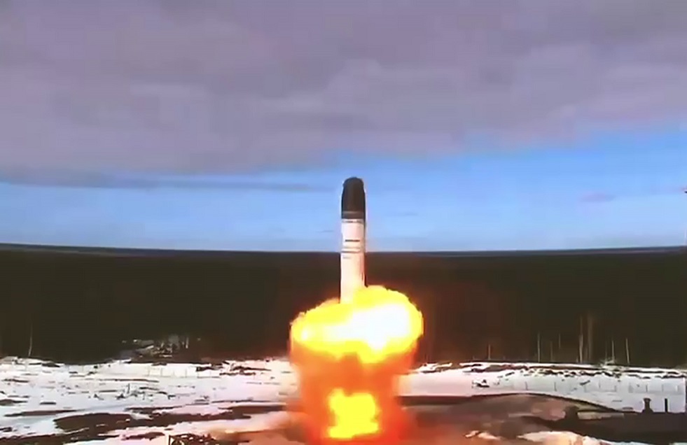 قوات الصواريخ الاستراتيجية: صاروخ سارمات يمكنه حمل عدة قذائف فرط صوتية