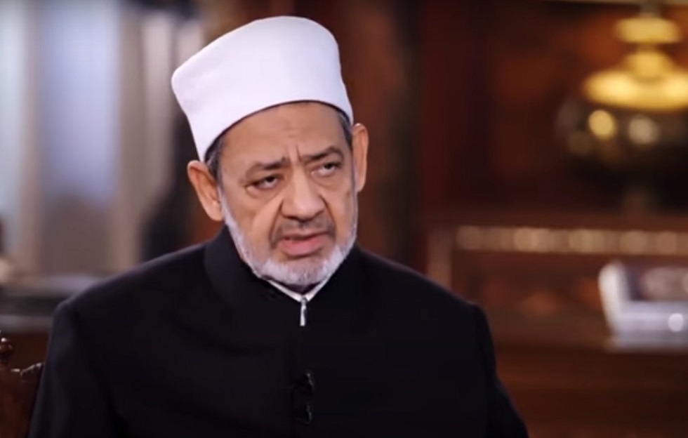 شيخ الأزهر: هناك جهات سياسية تهدف لضرب مصادر قوة المسلمين في الشرق (فيديو)