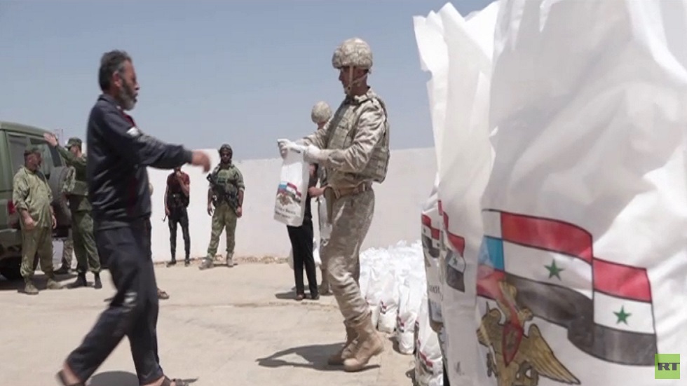 توزيع مساعدات إنسانية روسية في درعا