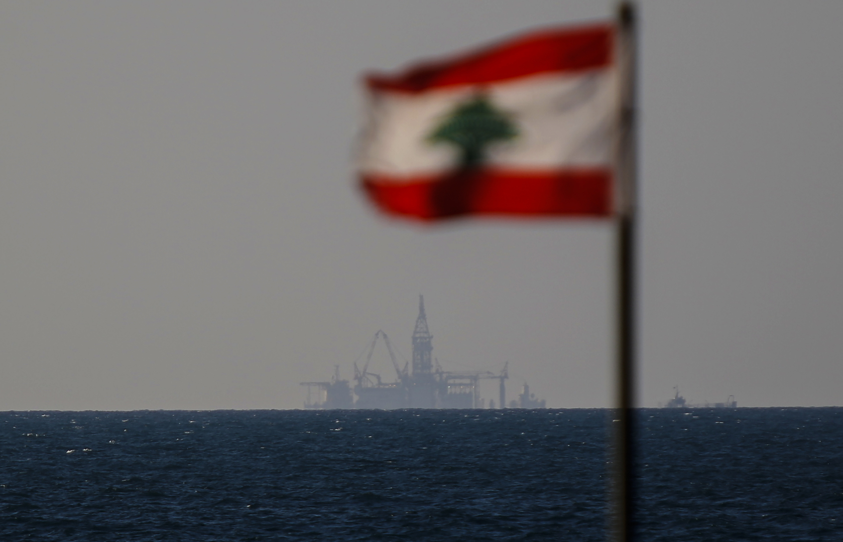 لبنان.. الدفاع المدني يواصل البحث عن مفقودي 