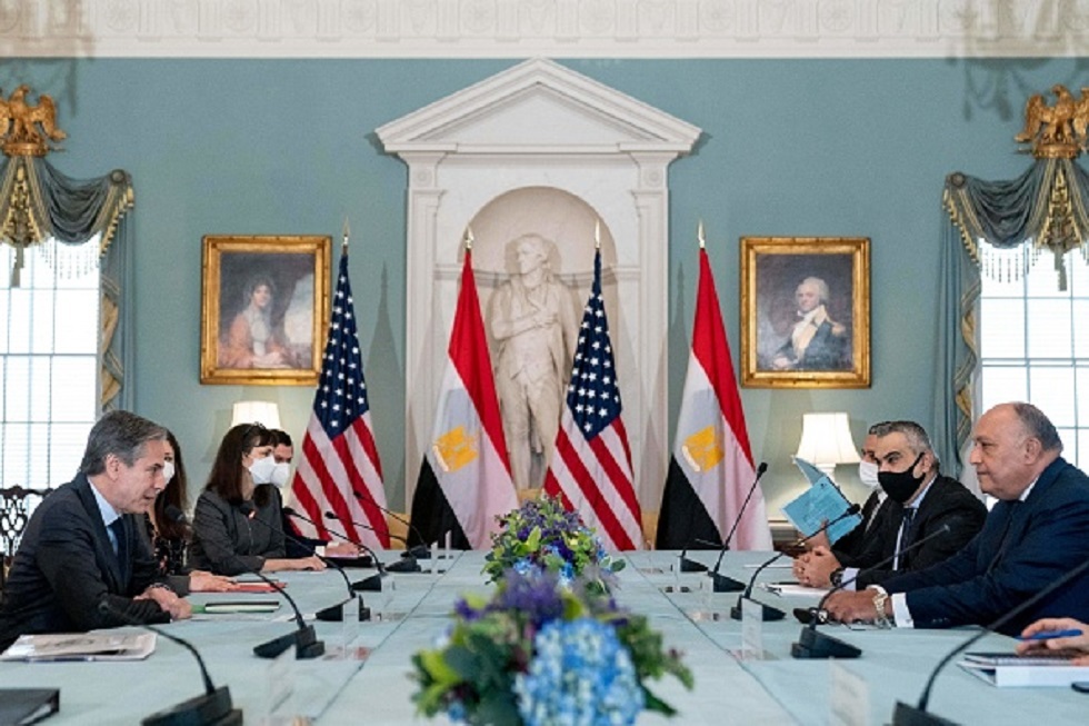 القاهرة تؤكد حرصها على تعزيز العلاقات الاستراتيجية مع واشنطن