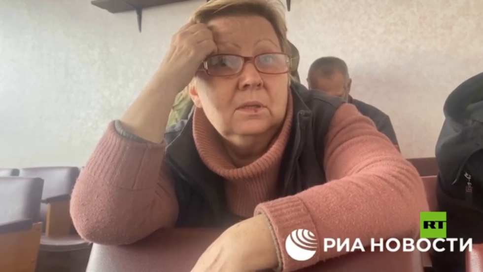 "لم نعلم عن نظام التهدئة".. شهادات مدنيين تمكنوا من مغادرة الحي المجاور لمصنع "أزوفستال" في ماريوبول