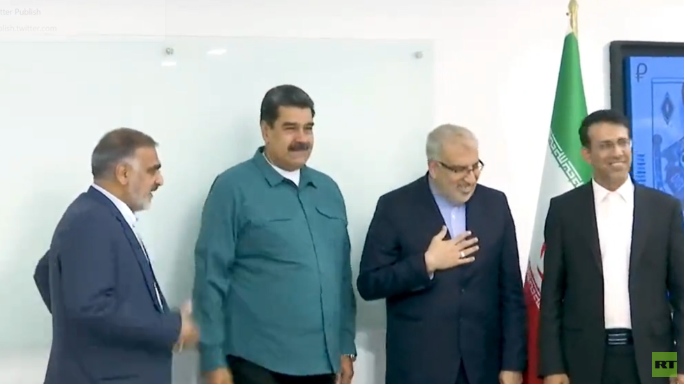 وزير النفط الإيراني والرئيس الفنزويلي يغرّدان بعد لقائهما