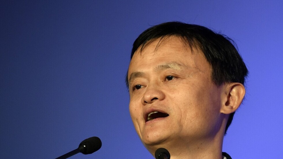 انخفاض 9.4% من أسهم "علي بابا" بسبب "تشابه أسماء"