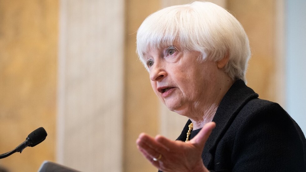 الخزانة الأمريكية: تحرك الاتحاد الأوروبي نحو قطع واردات النفط الروسي قد يرفع سعر الخام عالميا