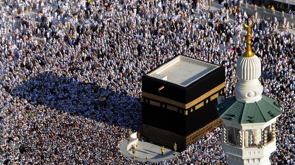 العراق.. الهيئة العليا للحج والعمرة تصدر قرارات جديدة خاصة بموسم الحج