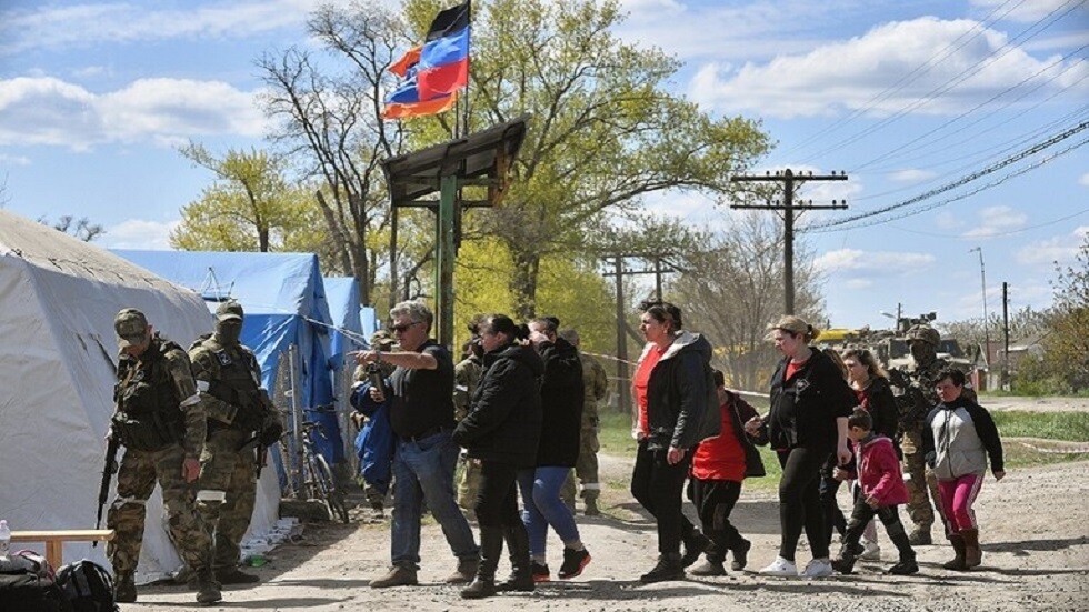 دونيتسك: 75% ممن تم إجلاؤهم عن ماريوبول يفضلون البقاء في الجمهورية أو الانتقال إلى روسيا