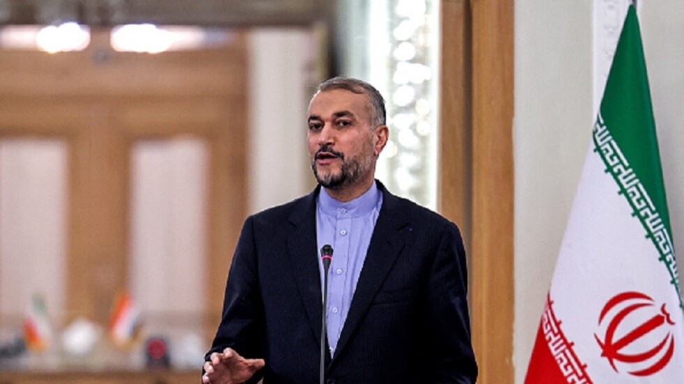 عبد اللهيان لغوتيريش: استمرار وقف إطلاق النار في اليمن ضروري ویتطلب الوفاء بالالتزامات