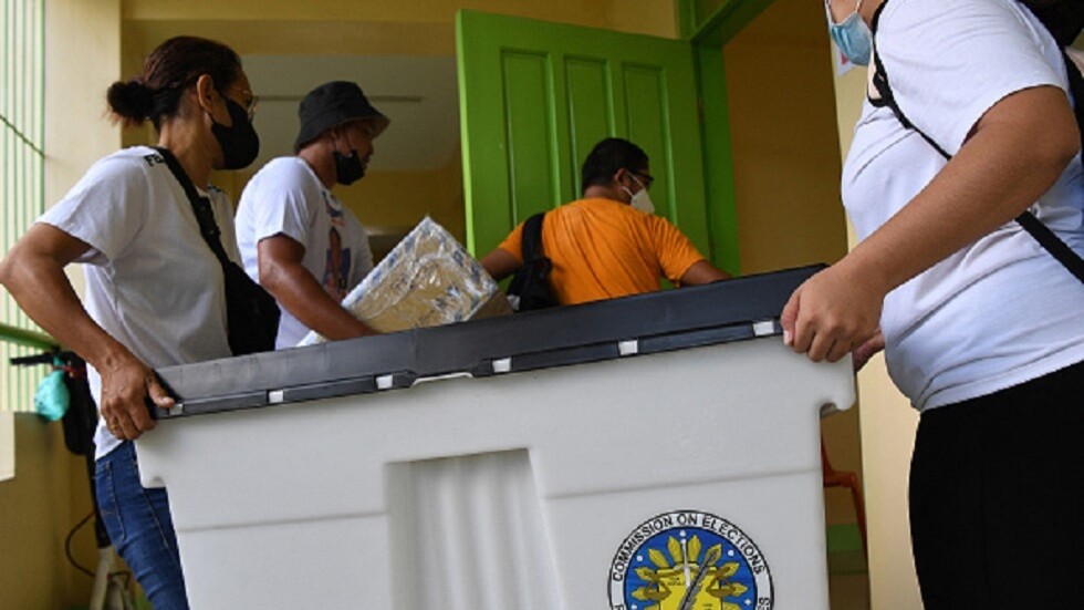 الفلبين.. مرشحا الرئاسة يتبادلان التهم بالخداع مع قرب انتهاء الحملة الانتخابية