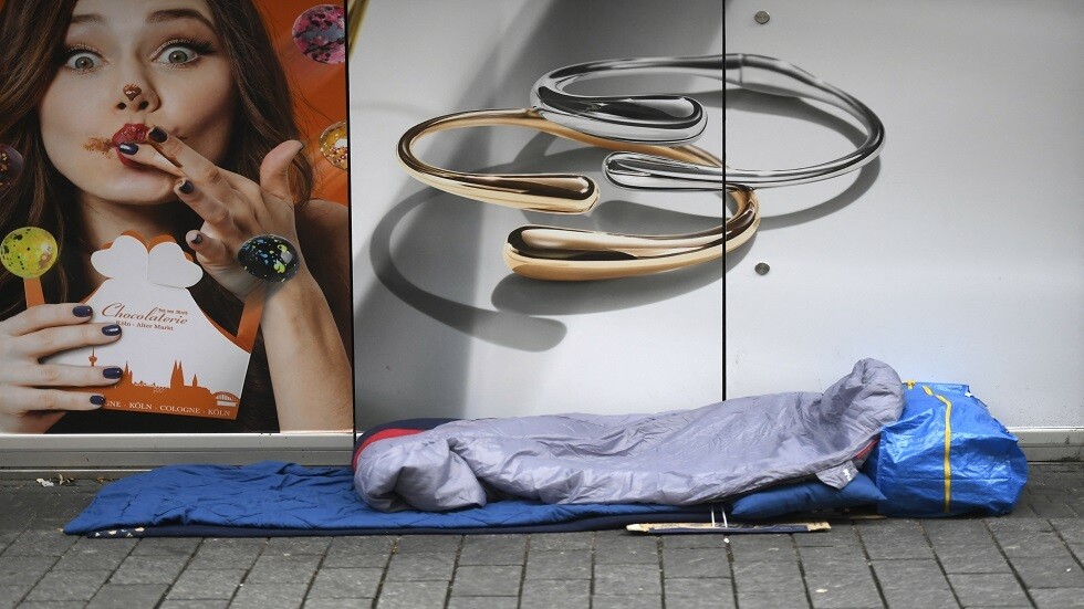 "على حافة الهاوية".. الألمان يشتكون من الفقر بسبب العقوبات على روسيا