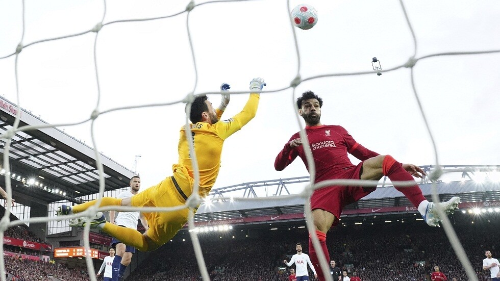 ليفربول يهدر نقطتين ثمينتين أمام توتنهام هوتسبير (فيديو)