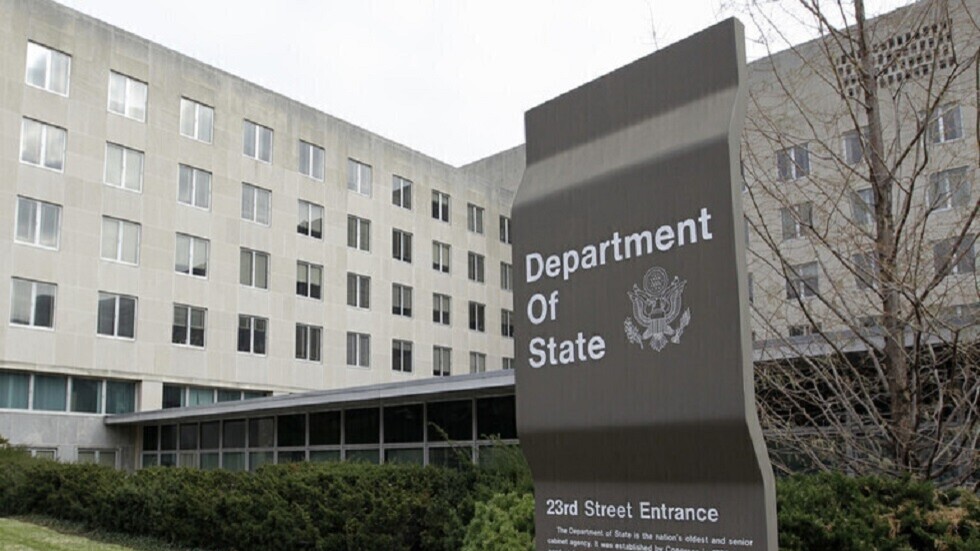 الخارجية الأمريكية: قيود التأشيرات الجديدة تشمل 2596 عسكريا روسيا