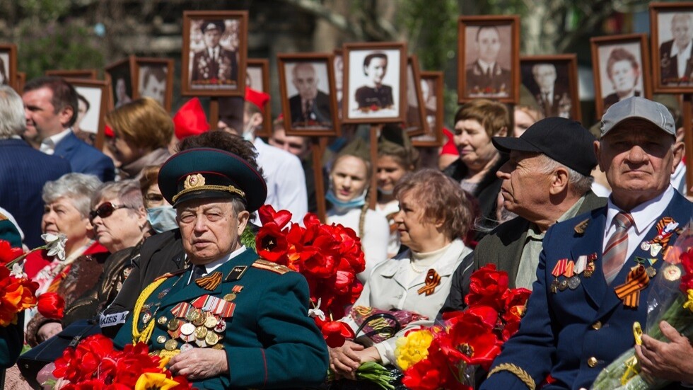 نبذة عن فعالية "الفوج الخالد" في روسيا بعيد النصر من كل عام