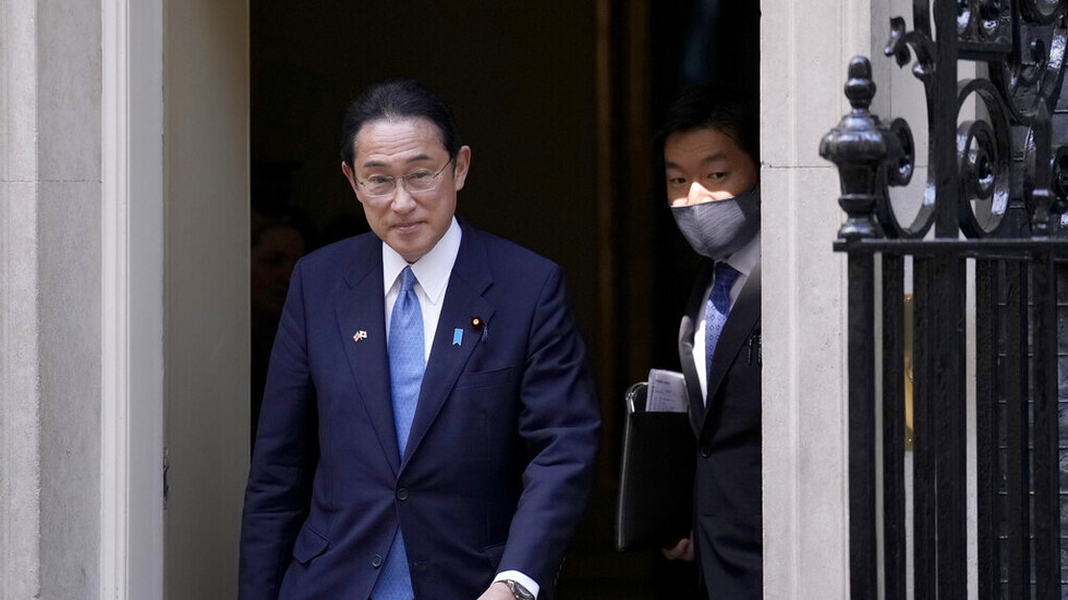 اليابان: نتخذ إجراءات لحظر واردات النفط الروسية "من حيث المبدأ"